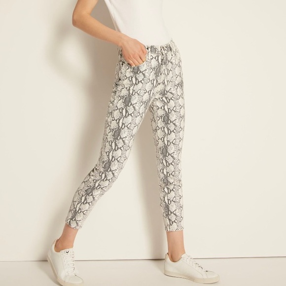 FRAME Ali High Rise Cigarette Python Print Jeans Sz 29 - Picture 7 of 9